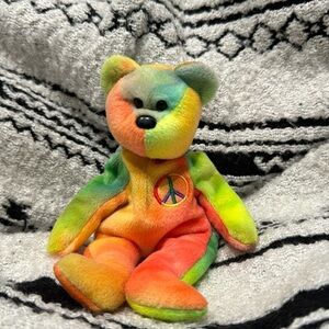 🎉 Ty Beanie Barbie “Peace” Tiedye Bear Vintage Retired 1996